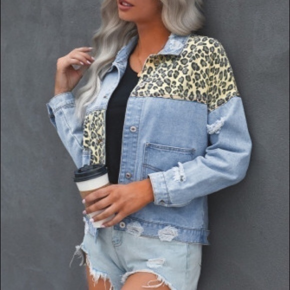 Leopard Patchwork Denim Jacket Distressed Jean Shacket Lightweight Trendy NWT - Picture 4 of 7